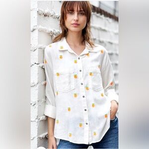 Billy T - NWT white button down Shirt with Orange Fruit Embroidery